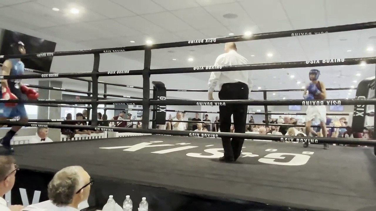 Michael Borradaile: Aussie teen chases boxing dreams