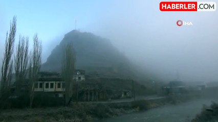 Kars'ta Yoğun Sis Etkili Oldu: Görüş Mesafesi 10 Metreye Düştü