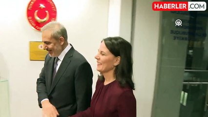 Almanya Dışişleri Bakanı Baerbock: Türkiye Suriye Krizinde Merkez Role Sahip