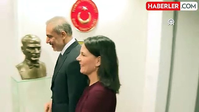 Almanya Dışişleri Bakanı Baerbock: Türkiye Suriye Krizinde Merkez Role Sahip
