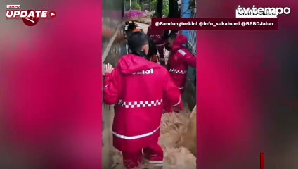 Banjir Bandang Terjang Sukabumi, Hanyutkan Kendaraan Hingga Putuskan Jembatan
