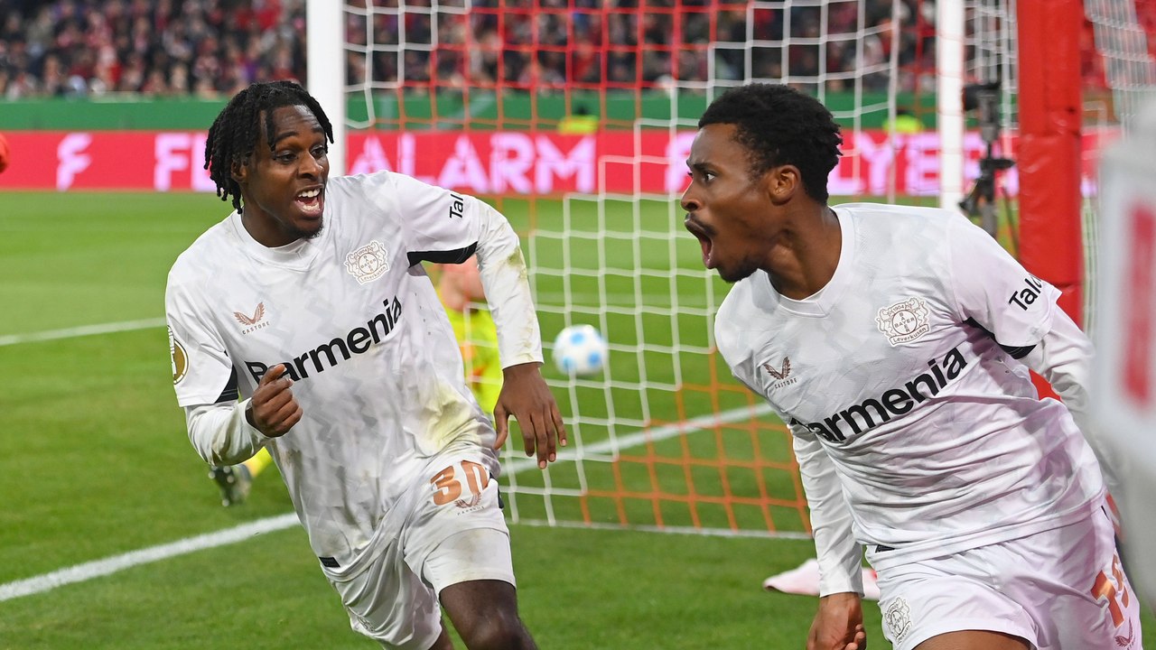 'Das hat er bei Schicki gut abgeguckt': Rolfes amüsiert Tella-Tor