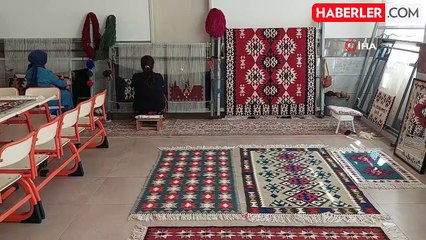 Geleneksel Kilim Dokuma Geleneği Kadınlar Tarafından Yaşatılıyor