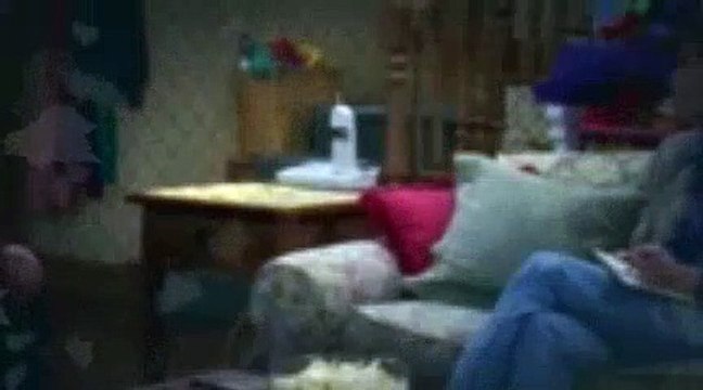 Everybody Loves Raymond Season 1 Episode 21 Fascinatin' Debra