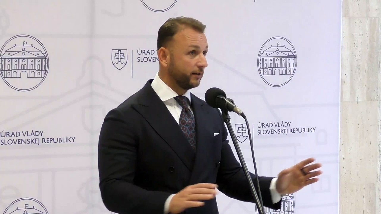 ZÁZNAM: Brífingy ministra vnútra M.Š. Eštoka a ministra školstva T. Druckera
