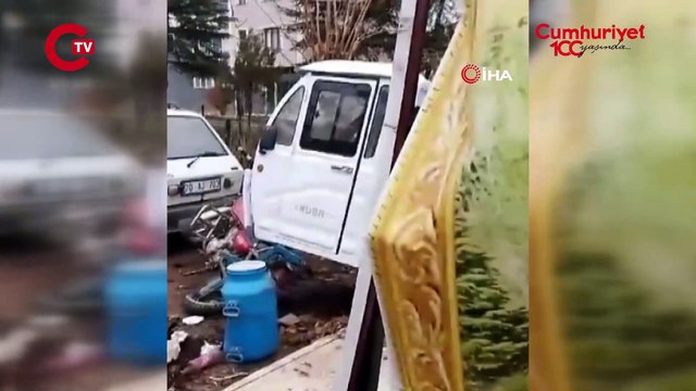 Freni boşalan kamyon ortalığı savaş alanına çevirdi