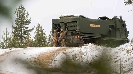 ビデオ：米国がフィンランドでの演習でM270A2の最新型ロケットランチャーを成功裏にテスト