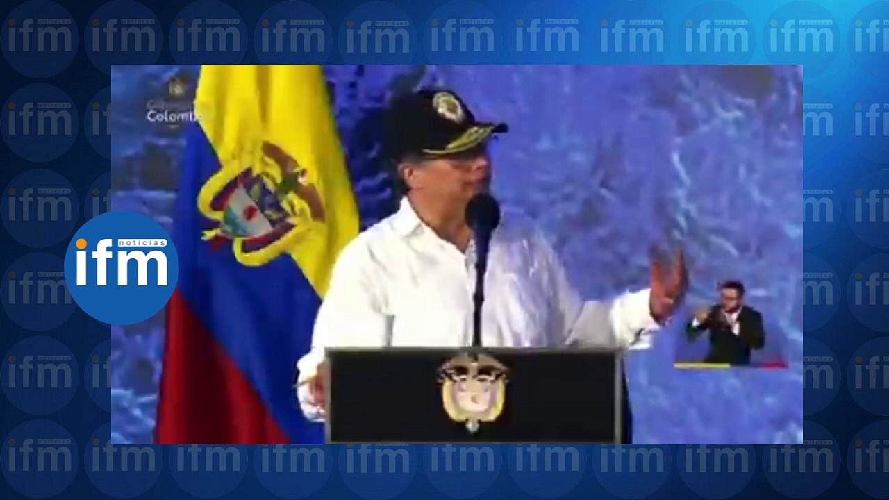 Petro cuestionó a la monarquía británica por la decisión del Gobierno de Reino Unido de pedir de nuevo la visa a colombianos