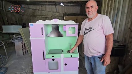 El artesano que da vida a los sueños de los niños