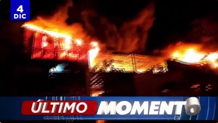 Voraz incendio consume una distribuidora de llantas en Danlí
