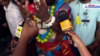 Pushpa 2 Review: सिर चढ़कर बोल रहा पुष्पा-2 का खुमार, फर्स्ट डे फर्स्ट शो के बाद फैंस ने दिया रिव्यू