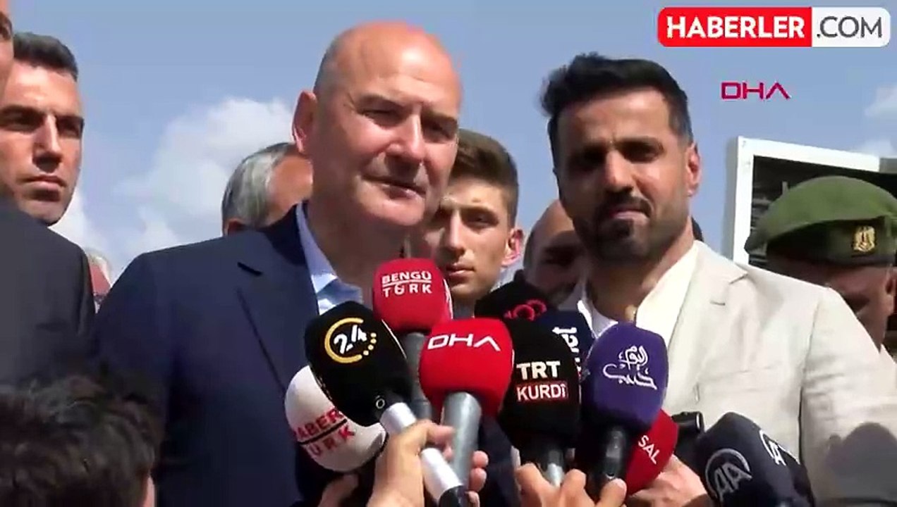 Soylu'dan suça karışmış kişilerle çektirdiği fotoğraflar için çok konuşulacak savunma