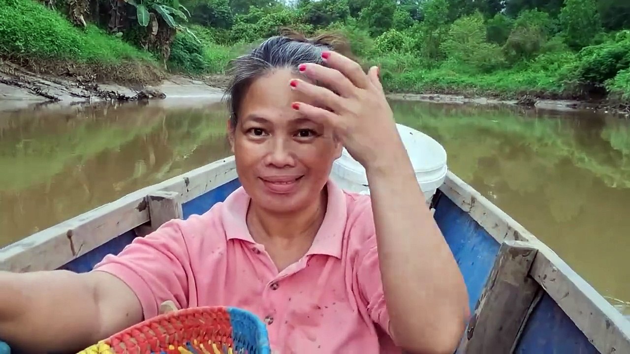 Isteri filipina takut naik perahudrum ikut periksa jaring, pagi and petang