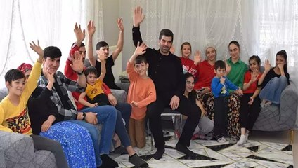 14 çocuğu, 2 torunu ve 2 geliniyle aynı evde yaşıyorlar
