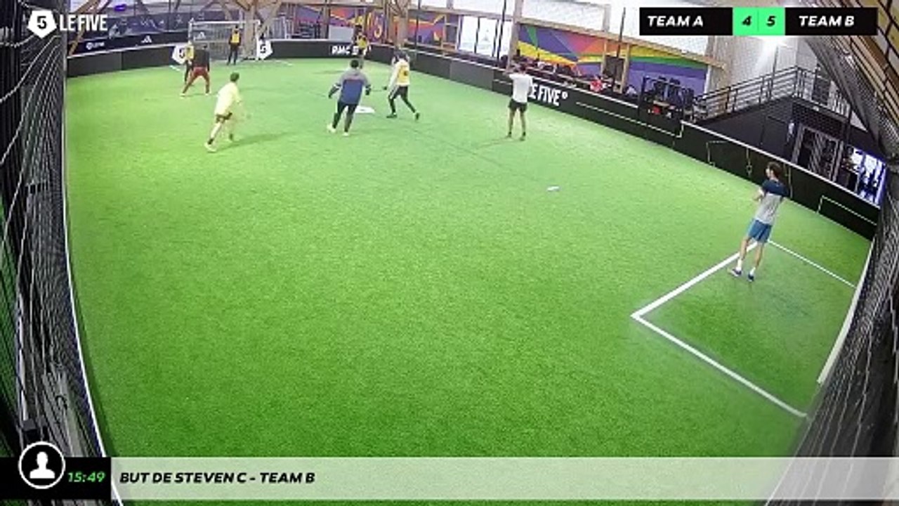But de Steven C - Team B