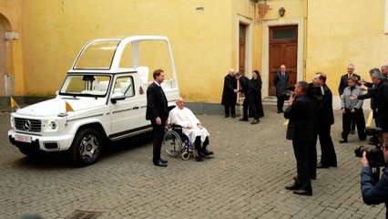 Le première « papamobile » 100% électrique pour le Pape François