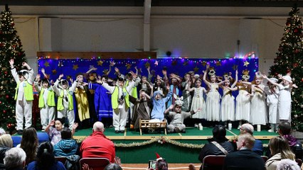 Carronshore Primary School's Exciting Nativity Play & Concert 🎭