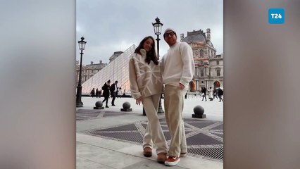 Çocuklar Duymasının ‘Havuç’undan Louvre Müzesi önünde evlilik teklifi