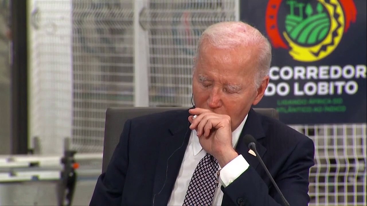 Quand Joe Biden s'endort devant les caméras lors d'un sommet historique avec des dirigeants africains