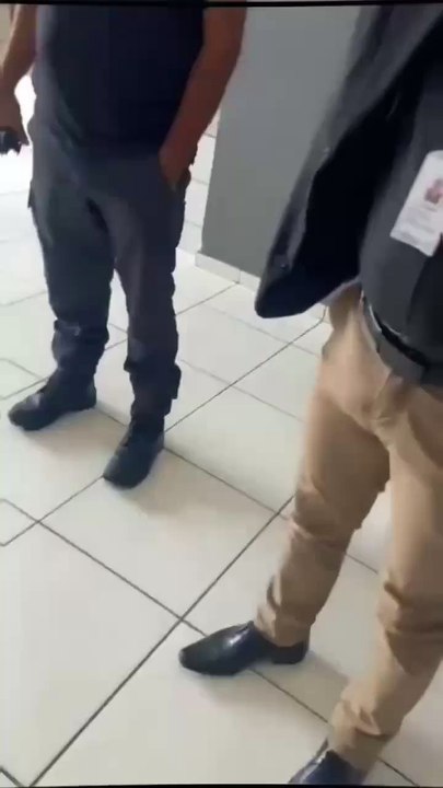 VÍDEO ▶ OAB-BA acusa diretor do presídio de Feira de Santana de agressão a advogado e pede afastamento do cargo