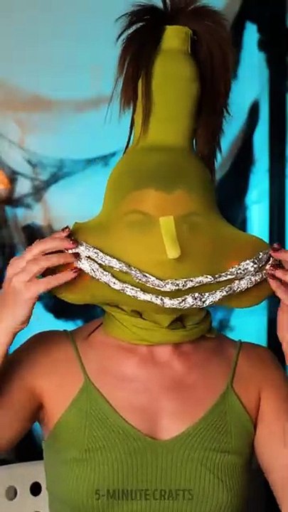 Grinch mask