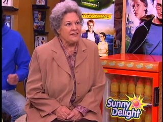 Aqui no hay quien viva 5x01 - Érase una extradición