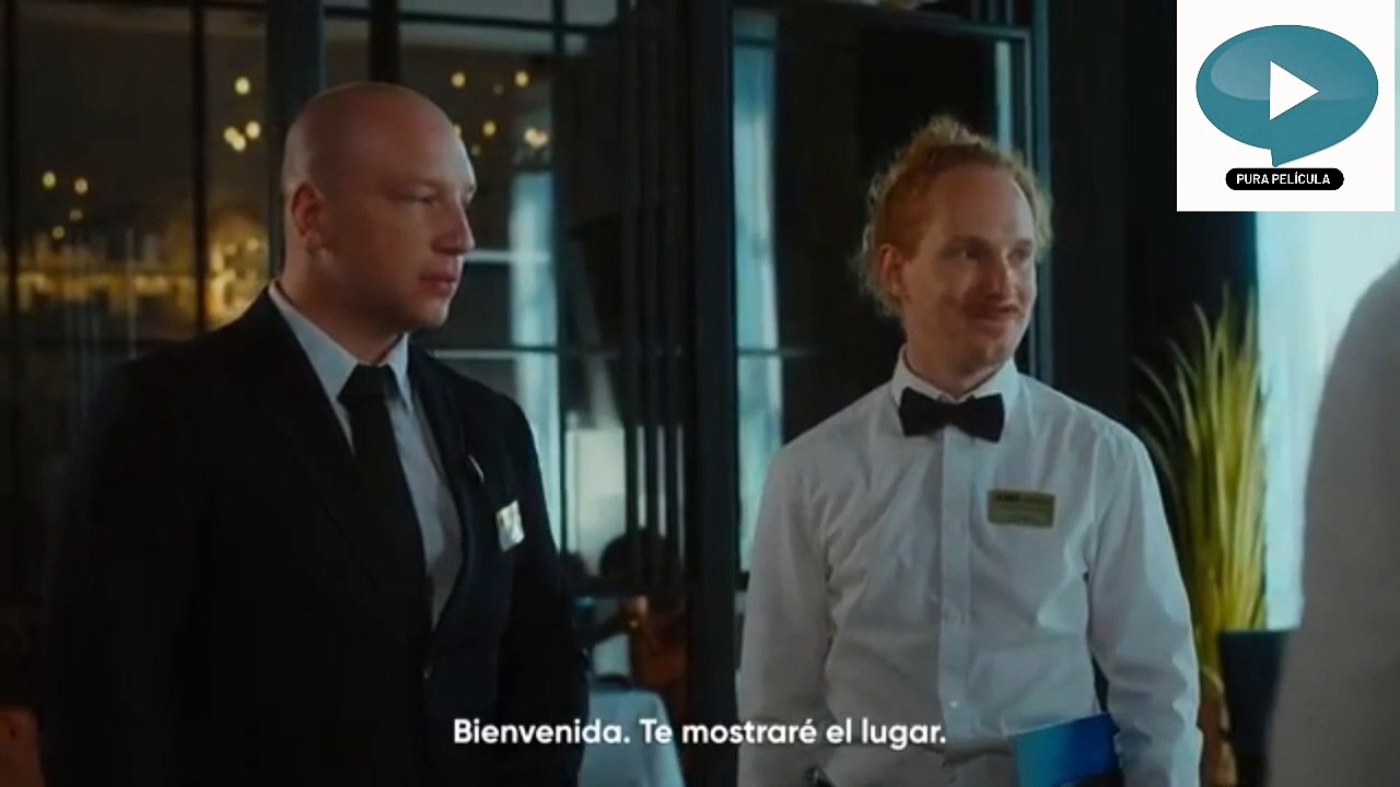 Mujer Le niegan el acceso al restaurante drama en latino