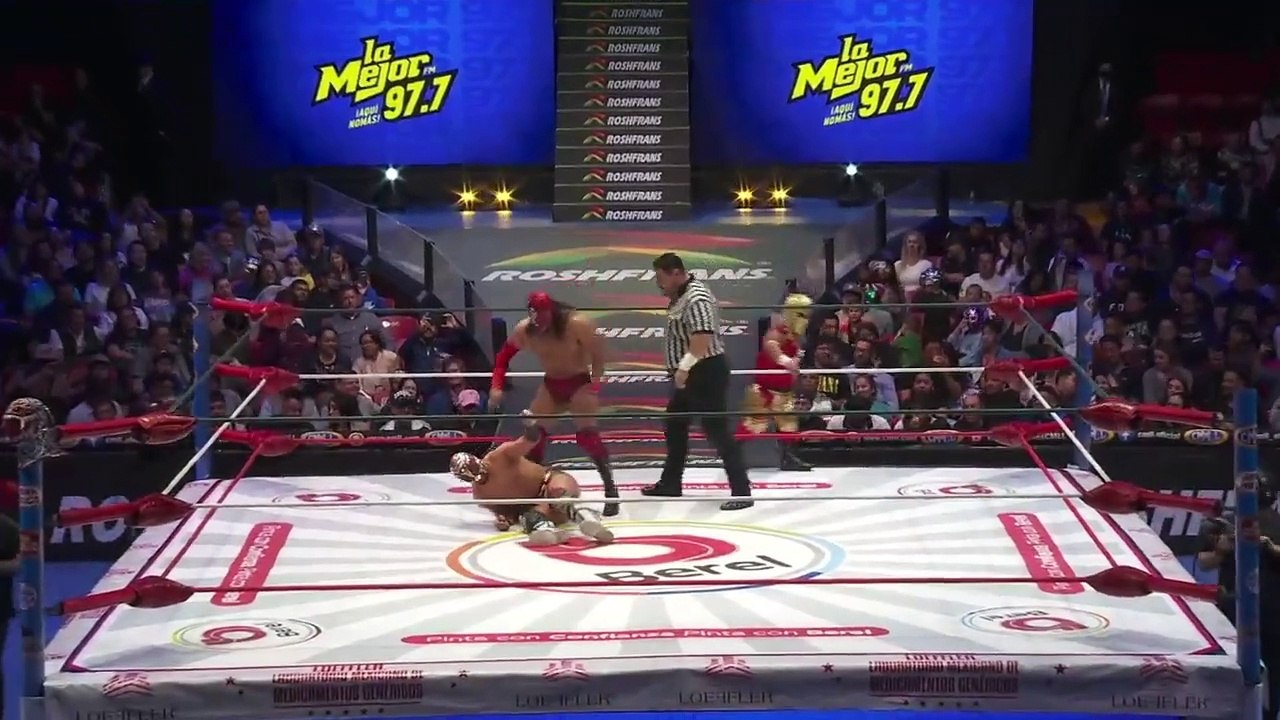 Titán vs Magia Blanca