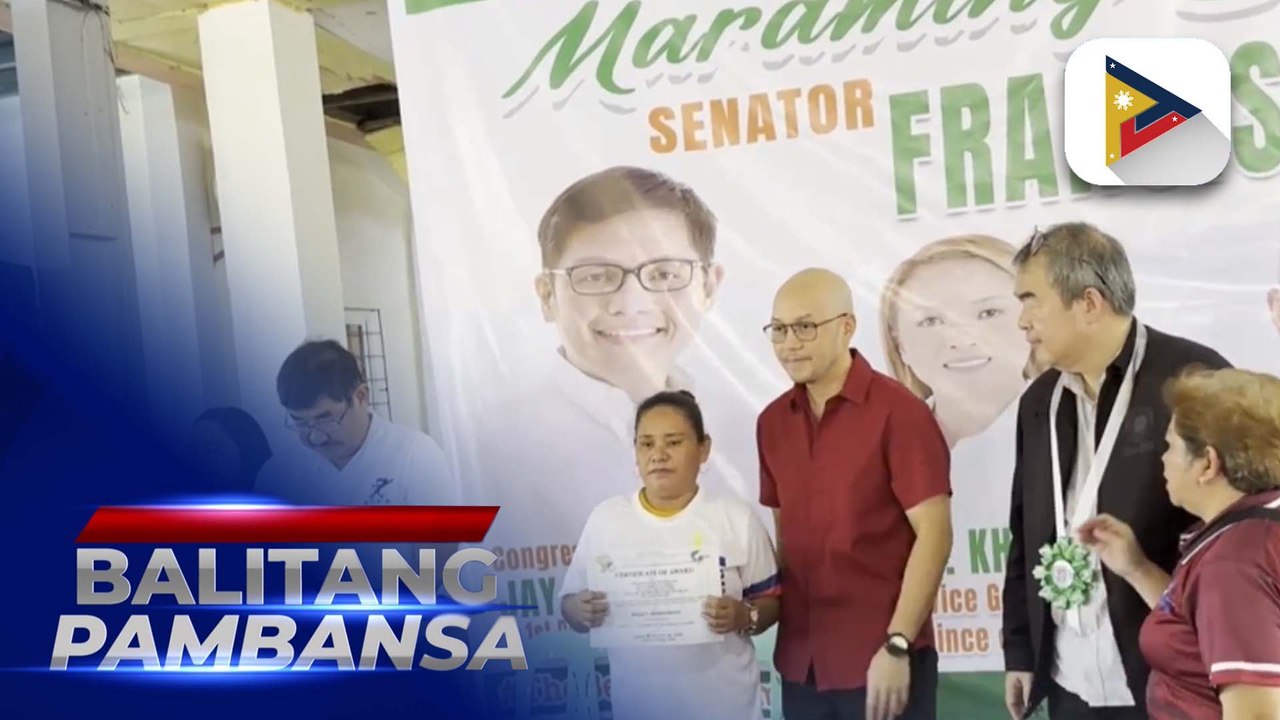 BFAR, namahagi ng 10 fiberglass-reinforced plastic boats sa mga mangingisda sa Subic