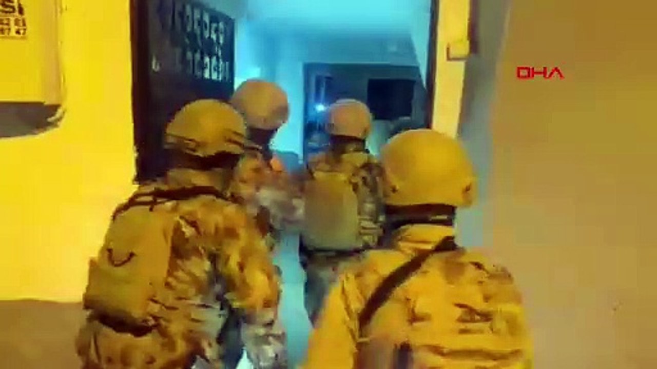 ADANA - Silah ve mühimmat ticareti yapan şebekeye operasyon; 45 gözaltı (VİDEO EKLENDİ)