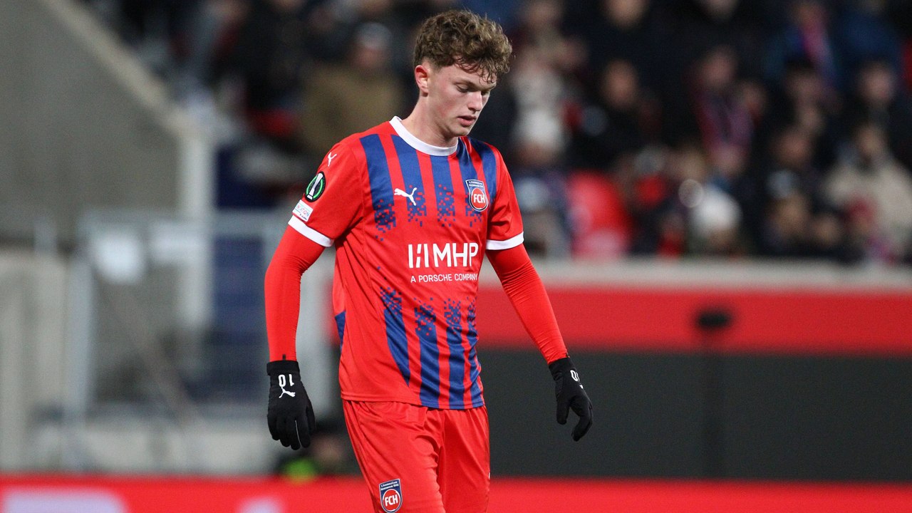 'Habe seinen Vertrag nicht durchgelesen': Schmidt über Wanner-Einsatz gegen Bayern