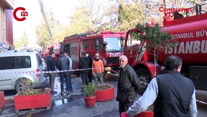 İstanbul'da Matbaacılar Sitesi'nde yangın... Yük asansörü alev alev yandı