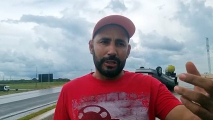"Fui fechado por duas carretas", relata condutor de Vectra capotado no Contorno Oeste