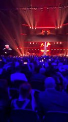 الجمهور يودع #جورج_وسوف في كوكاكولا أرينا بدبي