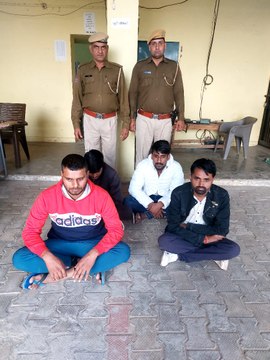 बहरोड़ पुलिस की बड़ी कार्रवाई: तडक़े 5 बजे अपराधियों के ठिकानों पर मारा छापा, चार को किया गिरफ्तार