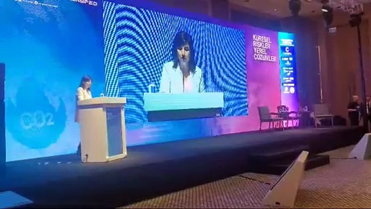 Bucak: 8 ayda 30 bini aşkın resmi iş başvurusu yapıldı