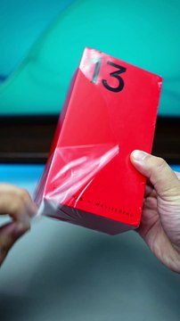 #HASSELBLAD - Unboxed OnePlus 13 🙄
