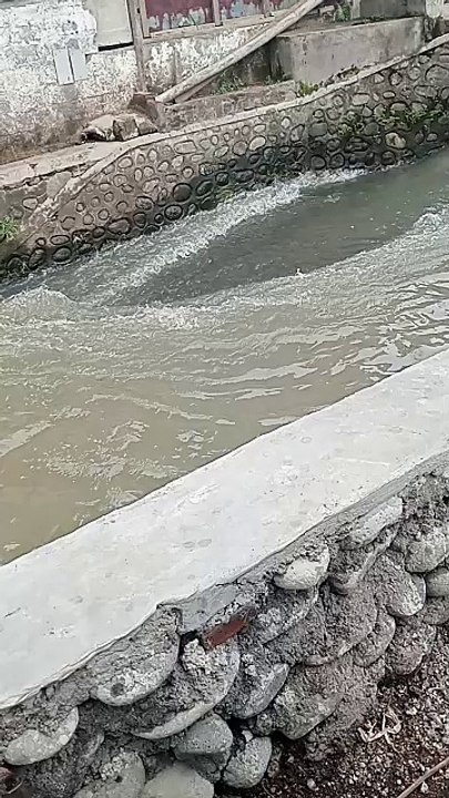 air sungai