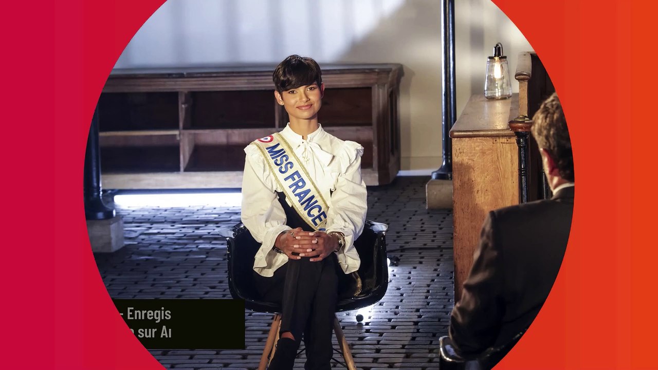 Animaux Stars : Bernard Montiel reçoit une reine de beauté prête à rendre sa couronne !