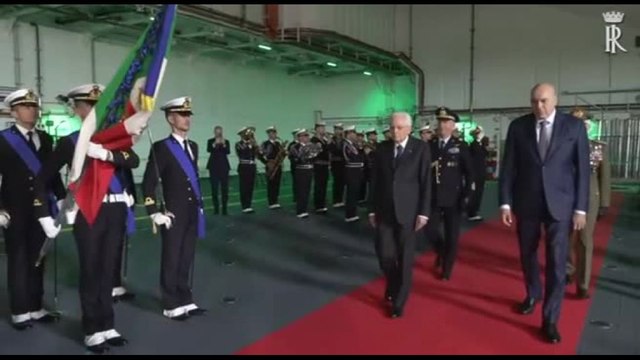 Mattarella visita la nave Trieste a Livorno