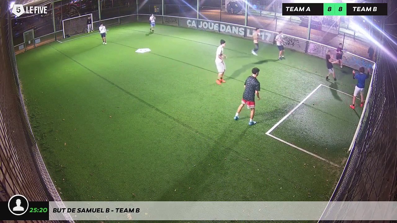 But de Samuel B - Team B