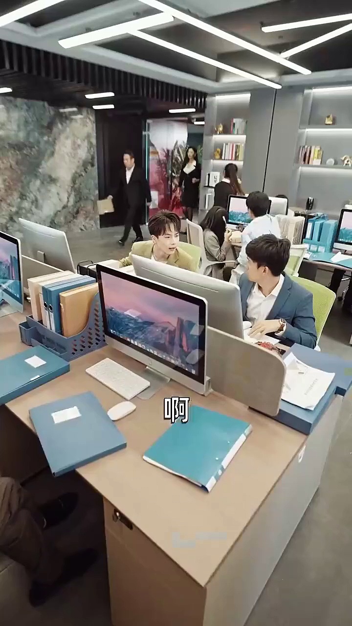 女秘書的邀請