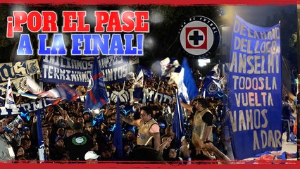 La AFICIÓN azul se le entrega a su equipo | Serenata a Cruz Azul previo a enfrentar al América