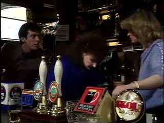classic Eastenders S01E12 Scorched Silk and Other Delights (28 March 1985)
