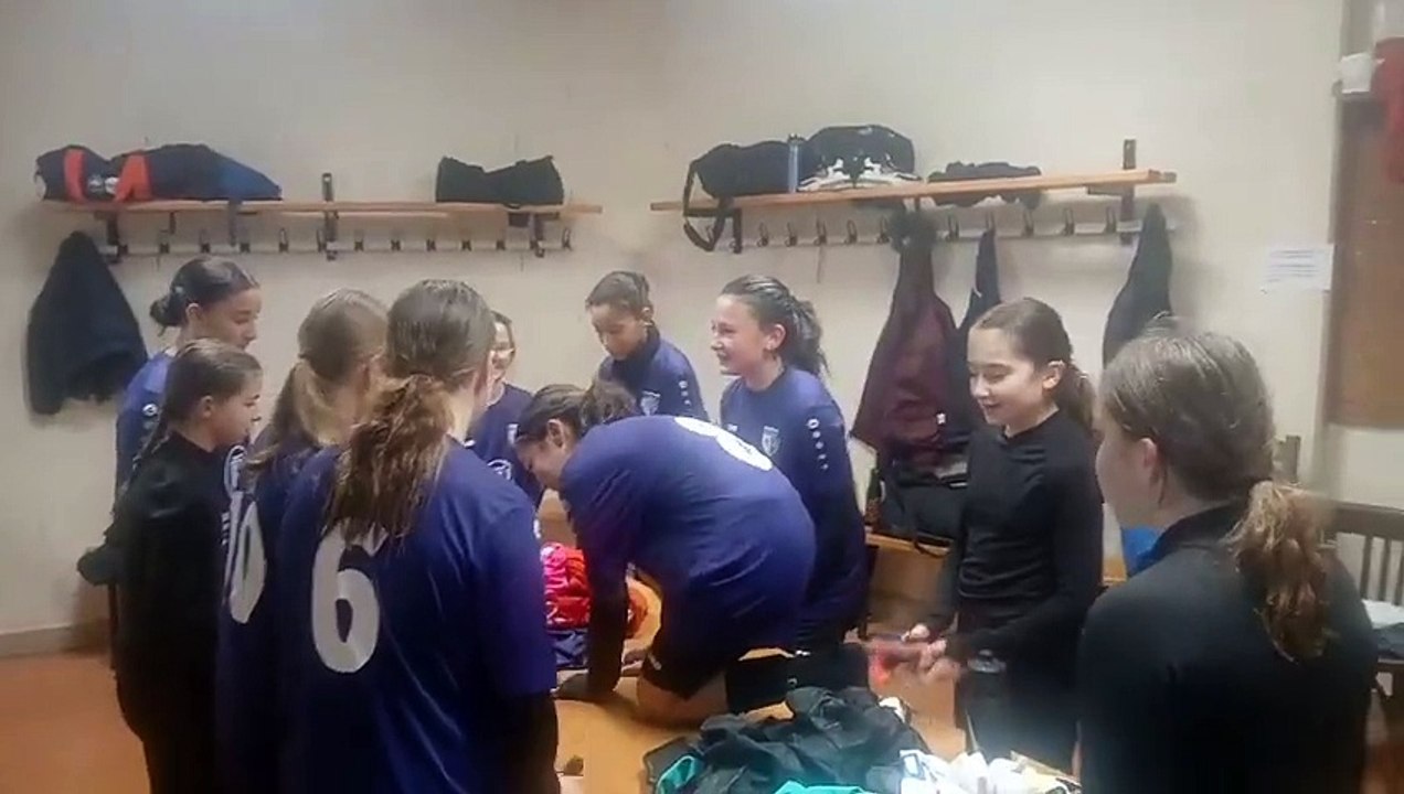 ROCHE    U13.U13F.1 FEM A8   Journée 4  intercom2  samedi 07 décembre 2024 - 12H30 ST VIT bravo les fifilles