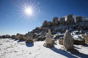 Yüzbinler güneşin doğuşunu Nemrut Dağı'ndan izledi