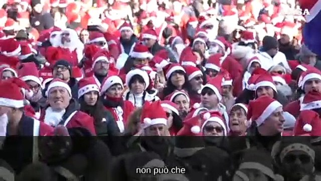 Torino, numeri da record per il raduno dei Babbi Natale