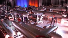ウクライナ、射程700キロのドローンミサイル初号機を受領