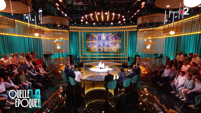 Sur le plateau de Quelle époque alors que l'actualité était largement centrée sur la cérémonie de réouverture de Notre-Dame de Paris, Léa Salamé a pu s'entretenir avec un écrivain de renom récompensé par le prix Renaudot... Qui n'est autre que son ex !