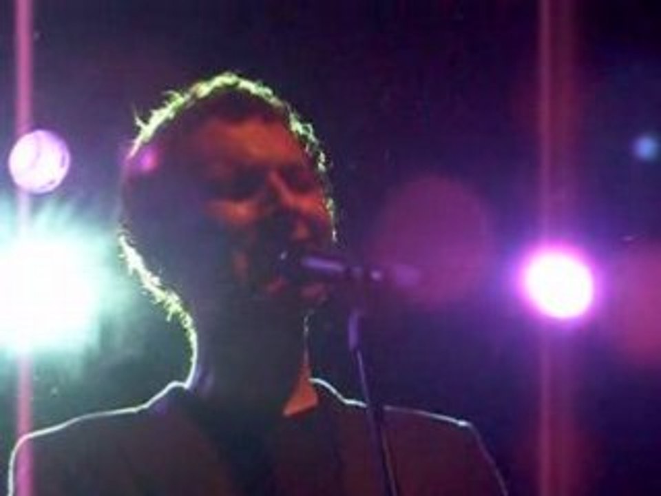 AaRON - FAMOUS BLUE RAINCOAT (Live Avignon) [25.04.08]